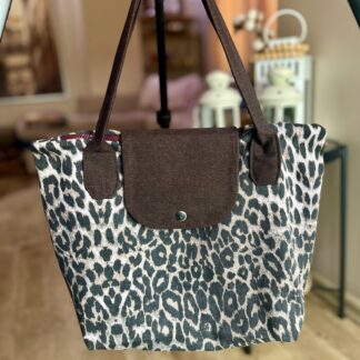 Kahve Leopar Desenli Longchamp Stil Çanta – Krem Astarlı ön