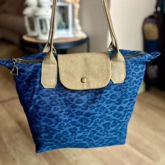 Lacivert Leopar Desenli Longchamp Stil Çanta - Yeşil Sap & Lacivert Astar Ön