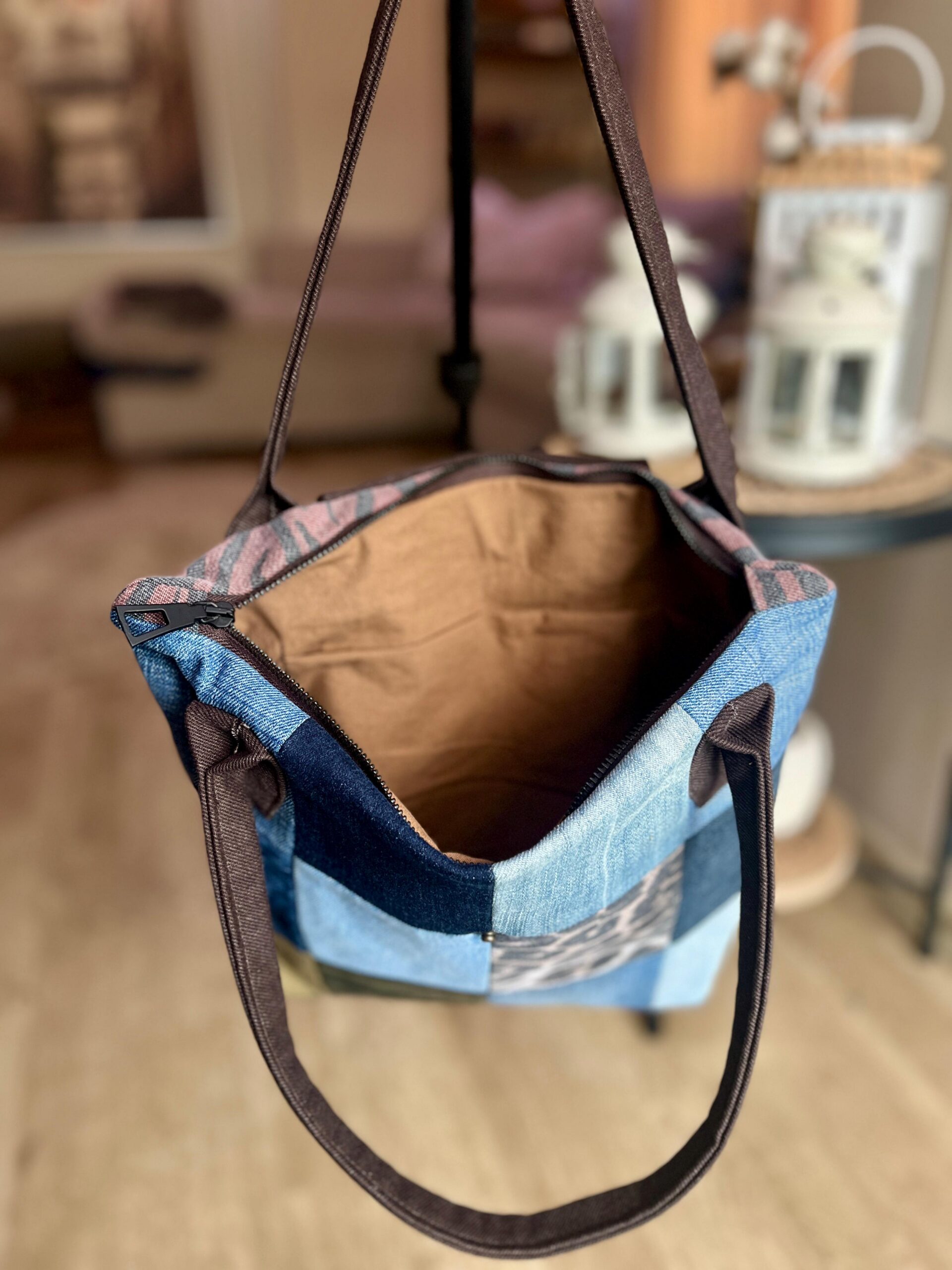 Patchwork & Zebra Desenli Denim Longchamp Stil Çanta – Kahverengi Saplı iç